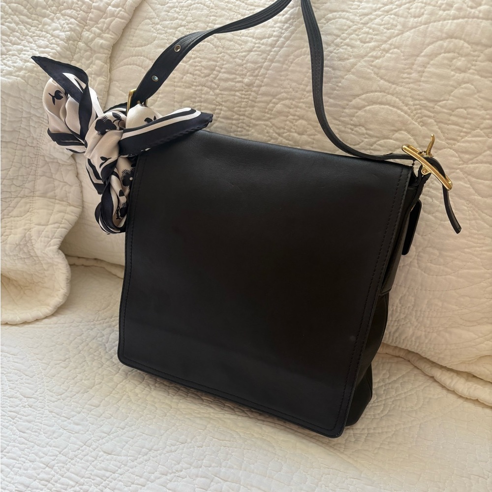 Vintage Coach Monterrey Flap Crossbody 9829